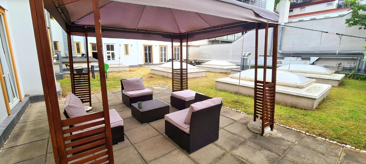 Comfortable, Specious Apartment With Inner Garden- Marzstrasse Apartments Viena Exterior foto